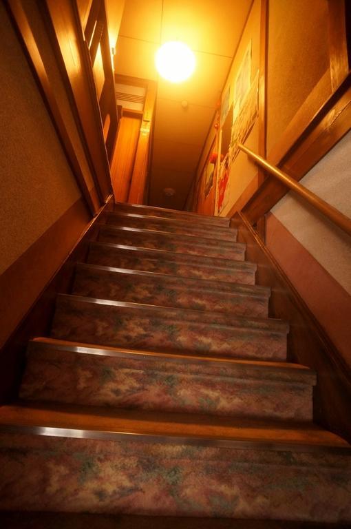 Ougiya Ryokan Toyooka  Buitenkant foto